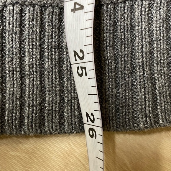 Lauren Ralph Lauren Sweater Pullover Gray Embroidered Crest Bling Details Size L - Picture 5 of 6